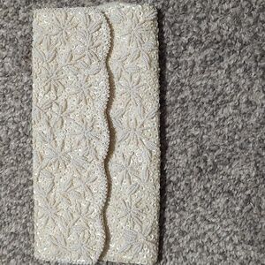 Elegant Cream Sequined and Seed Beaded Clutch